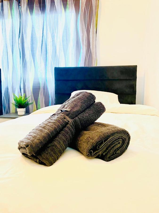 Lina 703 Daire Larnaca Dış mekan fotoğraf